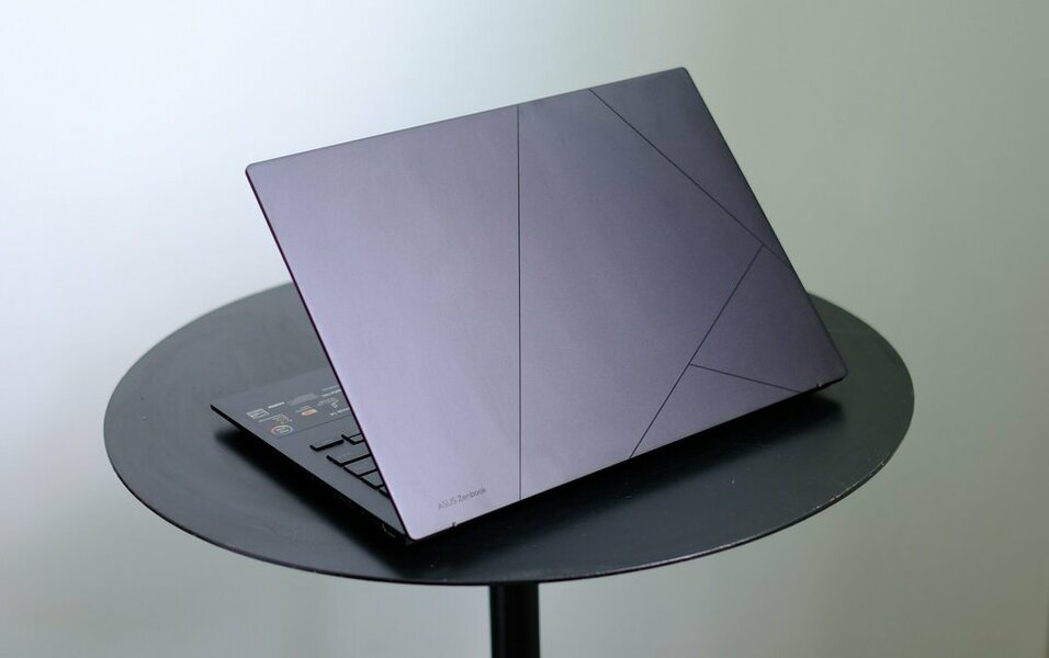 Zenbook 14 (UM3406)27_ko lo go.jpg Zenbook 14 (UM3406)27_ko lo go.jpg