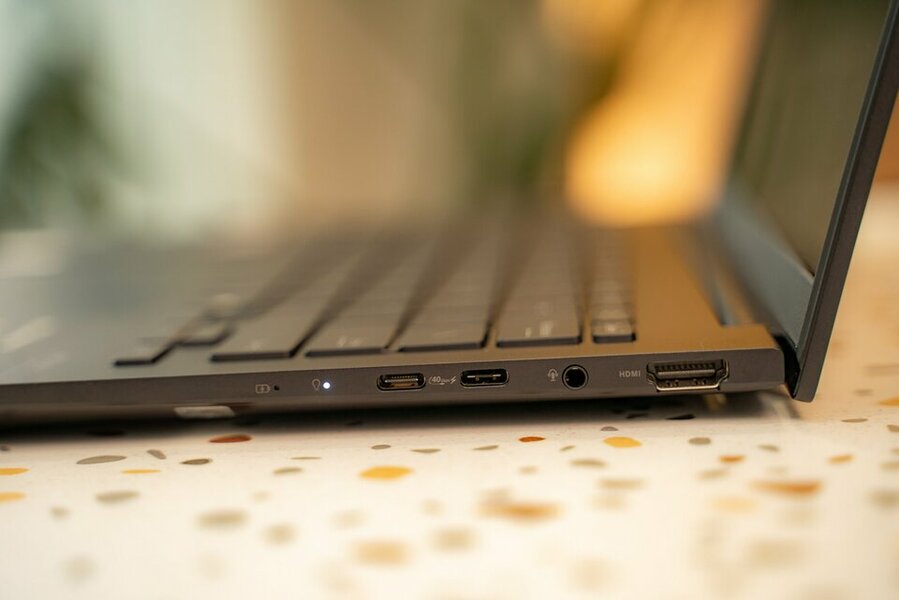 Zenbook 14 (UM3406)24_ko lo go.jpg
