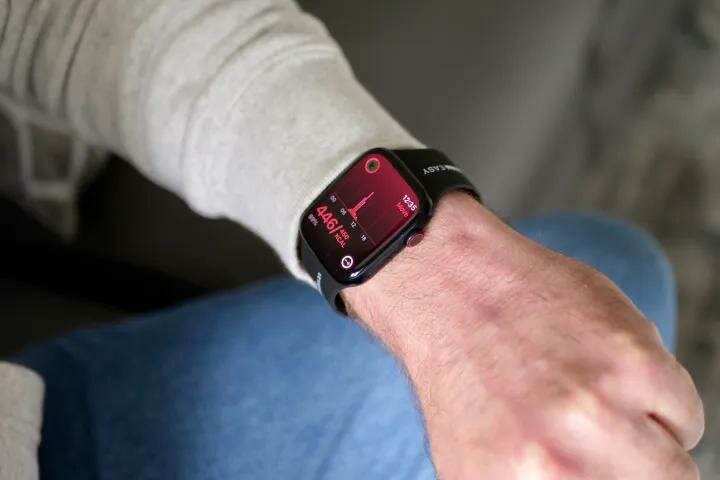 apple-watch-series-9-move_jpg_75.jpg