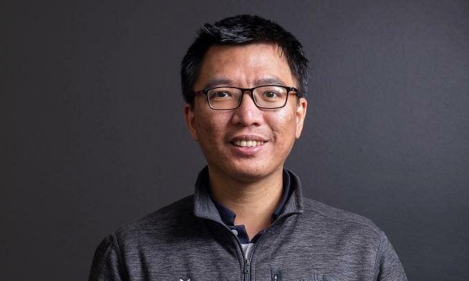 minh-holding-a-wafer-174115928-9489-6130-1741159329_jpg_75.jpg