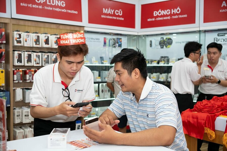 DSCF6518_ko lo go.jpg