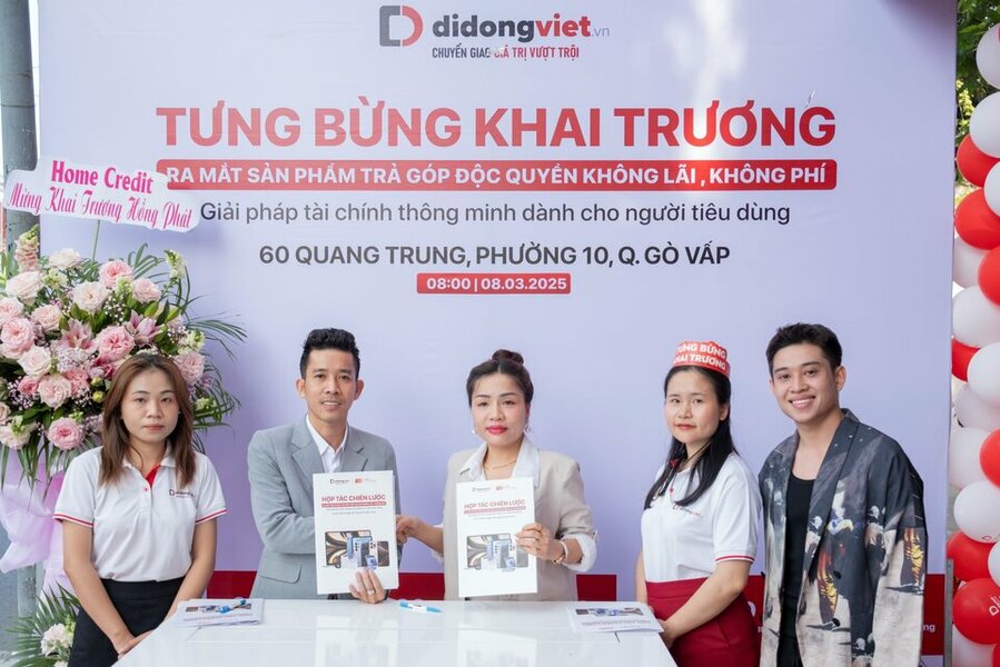 DSCF6667_ko lo go.jpg