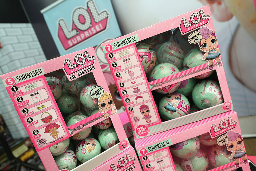 LOL suprises doll 1.jpg LOL suprises doll 1.jpg