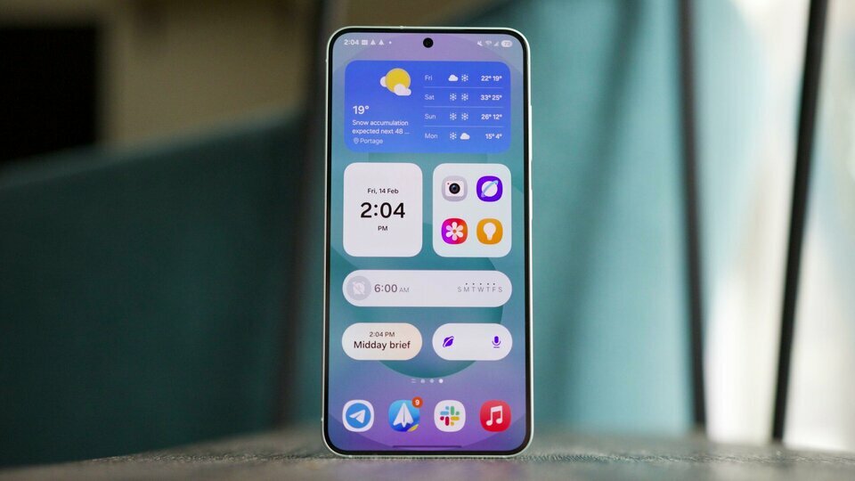 one-ui-7-home-screen-samsung-galaxy-s25-2-scaled.jpeg_75.jpg