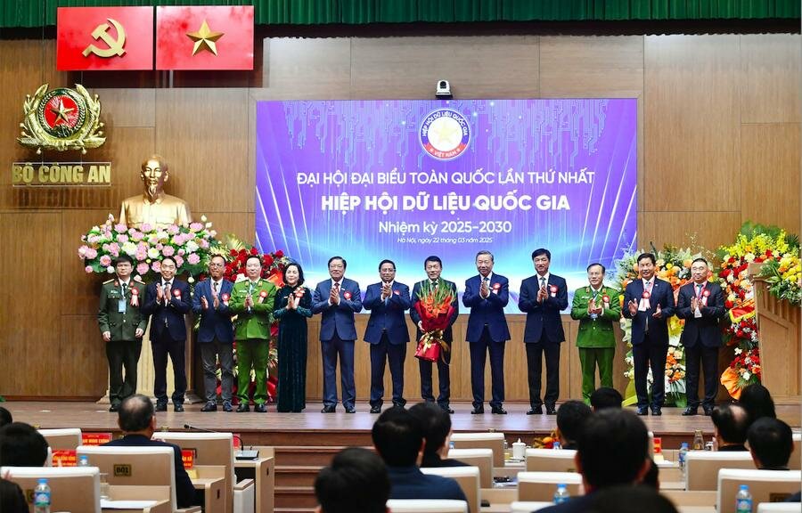 anh-chup-man-hinh-2025-03-22-luc-12-21-26_png_75.jpg