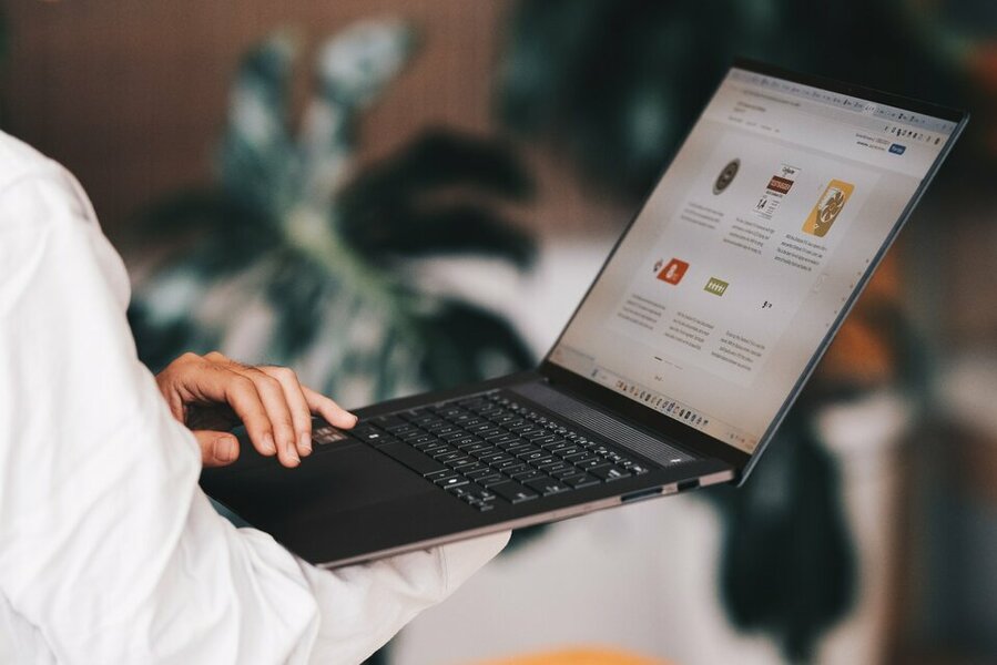 Zenbook S16 (UM5606) (35)_ko lo go.jpg