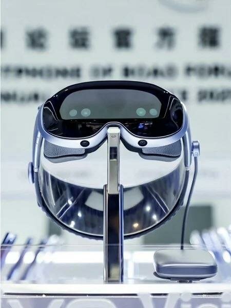 vivo-vision-headset-design-1742900175708975443455-1742918028245-1742918028712438232287.jpeg_75.jpg
