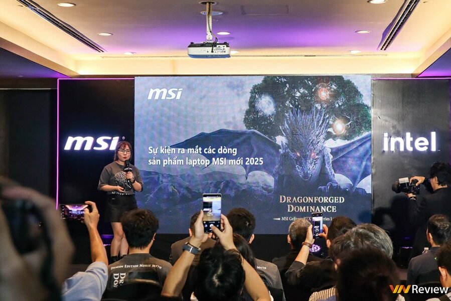 IMG_7631_1280 logo mau.jpg