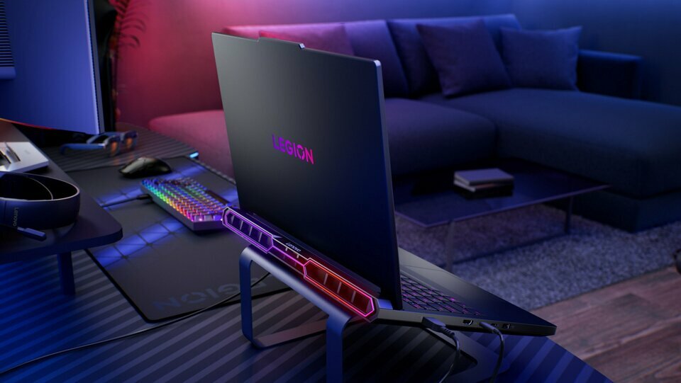 07_Legion_Pro_7i_10_Esports_Design_edited_ko lo go.jpg