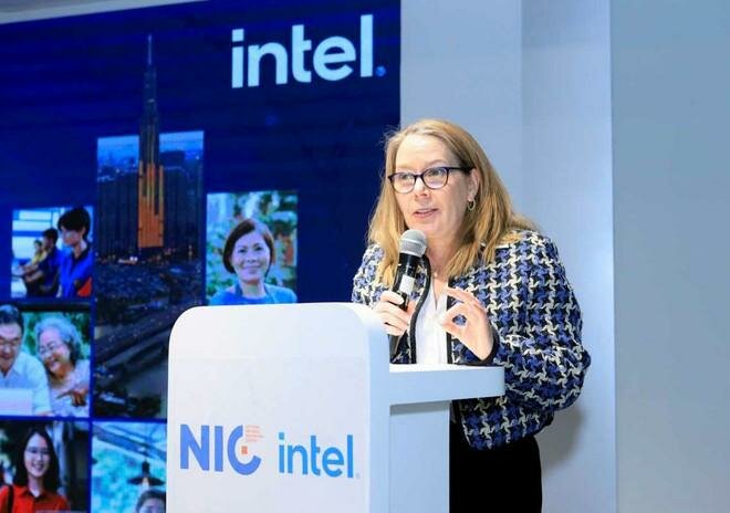 3intel_jpg_75.jpg 3intel_jpg_75.jpg