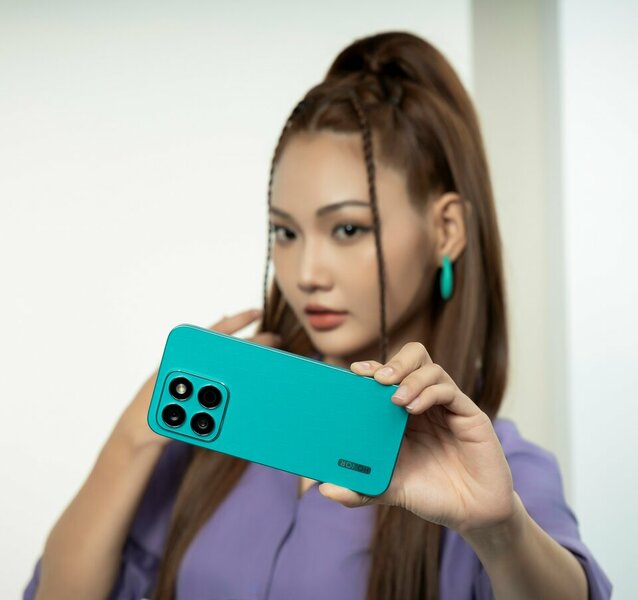 Honor x8c (5)_ko lo go.jpg Honor x8c (5)_ko lo go.jpg