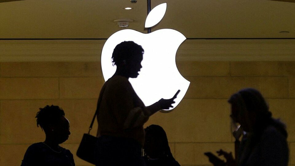 240606165620-apple-nyc-live-story-card-061024_jpg_75.jpg