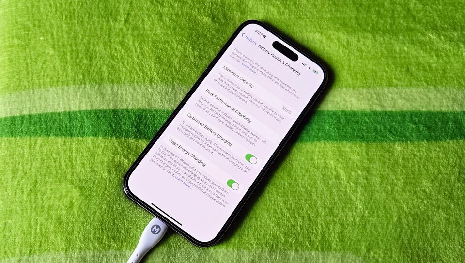 iphone-14-pro-battery-clean-energy-charging_jpg_75.jpg