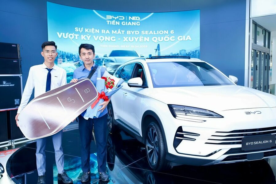 Khách hàng cọc xe (1)_ko lo go.jpg