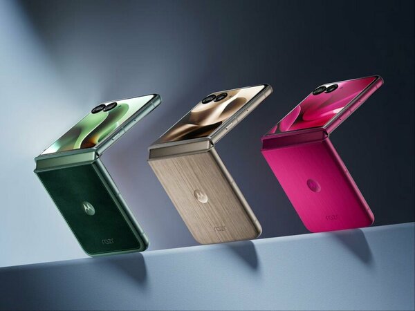 motorola-razr-ultra-launch-1745552603056954189590-1745568243029-17455682431931264216437_jpg_75.jpg