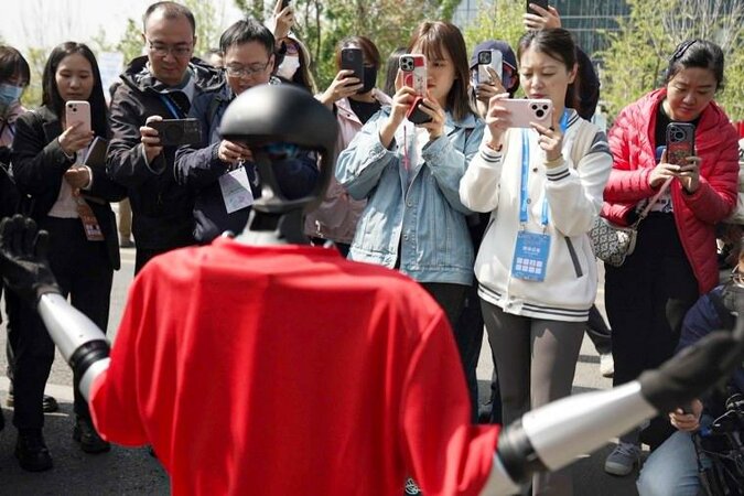 250422-china-robot-marathon-mb-0802-29474f_jpg_75.jpg