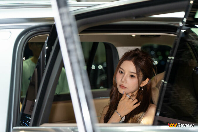 NAM03474 auto shanghai.jpg