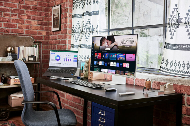 Odyssey-Monitors_PR_dl8.jpg Odyssey-Monitors_PR_dl8.jpg