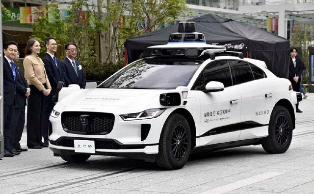 xe-tu-hanh-toyota-vneconomyautomotive_jpg_75.jpg xe-tu-hanh-toyota-vneconomyautomotive_jpg_75.jpg