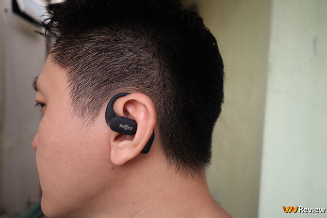 IMG_0115_1280 logo mau.jpg