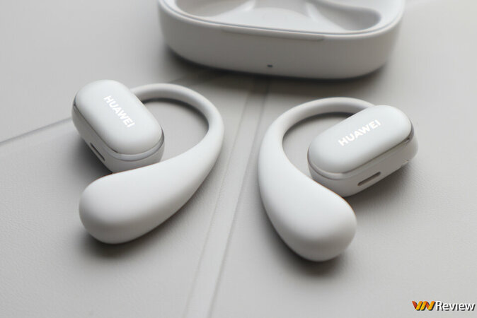 IMG_0191_1280 logo mau.jpg