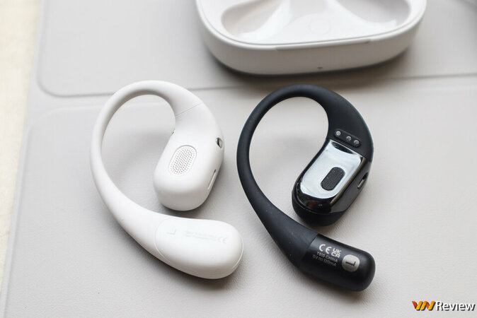 IMG_0093_1280 logo mau.jpg