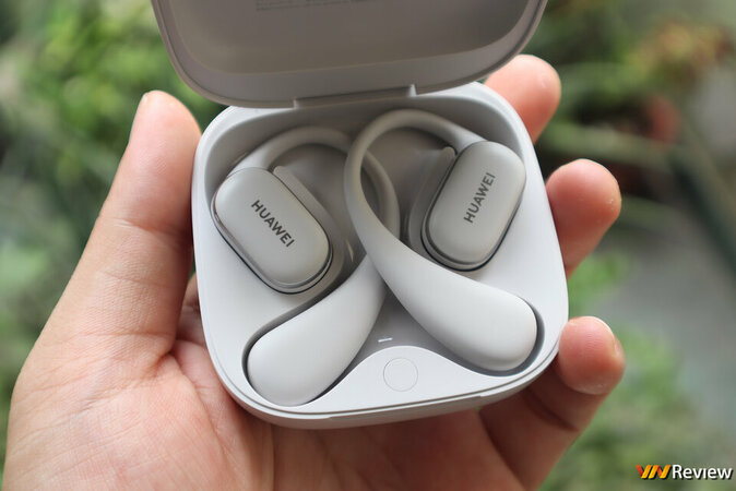 IMG_0154_1280 logo mau.jpg