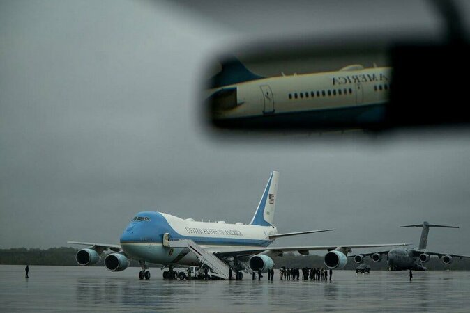 11dc-airforceone-chgm-jumbo_jpg_75.jpg 11dc-airforceone-chgm-jumbo_jpg_75.jpg