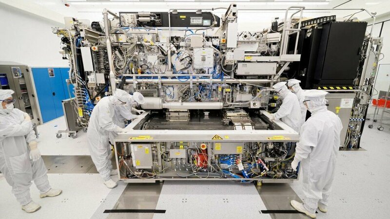 SiCarrier-is-making-chip-making-machines-that-will-eventually-replace-ASML-1456x818_jpg_75.jpg SiCarrier-is-making-chip-making-machines-that-will-eventually-replace-ASML-1456x818_jpg_75.jpg