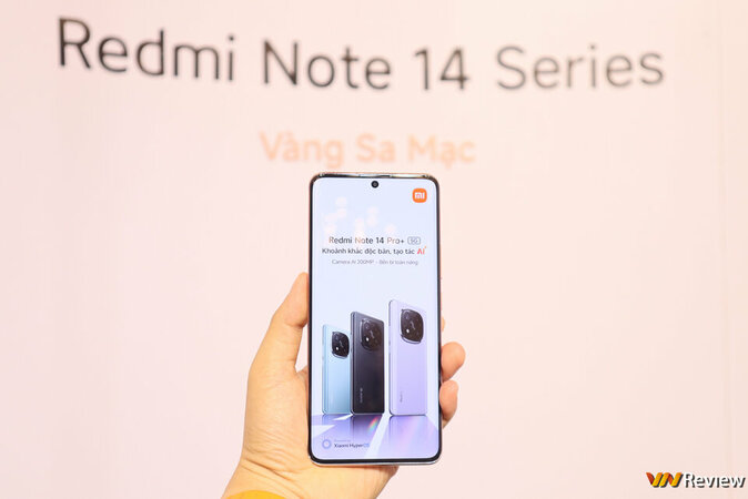 IMG_7006_1280 logo mau.jpg