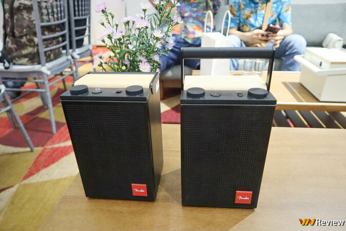 IMG_7462_1280 logo mau.jpg