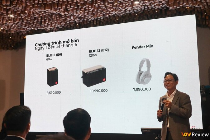 IMG_7380_1280 logo mau.jpg