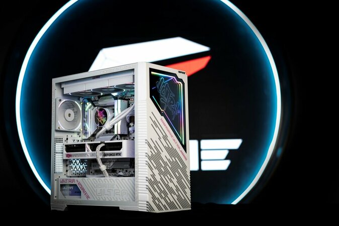 Ultra PC_ko lo go.jpg Ultra PC_ko lo go.jpg