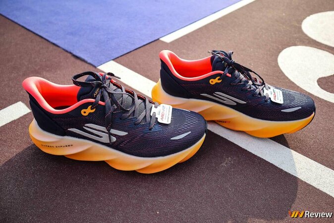 IMG_7510_1280 logo mau.jpg