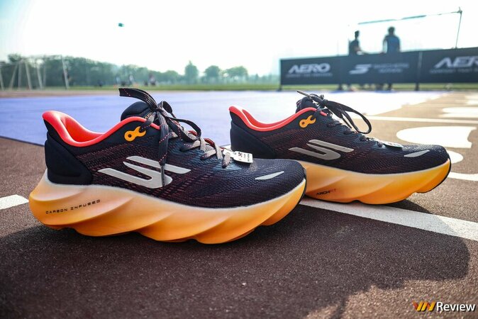 IMG_7506_1280 logo mau.jpg