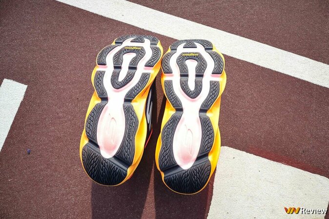 IMG_7515_1280 logo mau.jpg