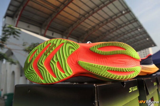 IMG_7601_1280 logo mau.jpg