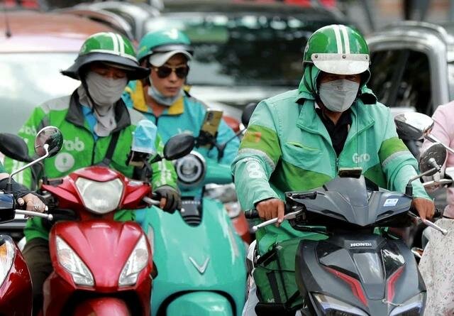 1atai-xe-cong-nghe-chay-xe-2-banh-luu-thong-tren-duong-pho-tphcm-2ngoc-duong-17476698726426077...jpg 1atai-xe-cong-nghe-chay-xe-2-banh-luu-thong-tren-duong-pho-tphcm-2ngoc-duong-17476698726426077...jpg