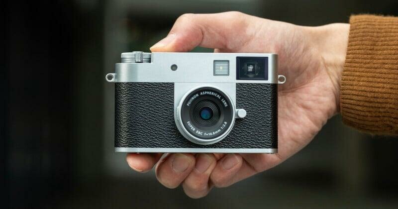the-fujifilm-x-half-is-a-compact-digital-camera-inspired-by-half-frame-film-800x420-1747898704...jpg the-fujifilm-x-half-is-a-compact-digital-camera-inspired-by-half-frame-film-800x420-1747898704...jpg