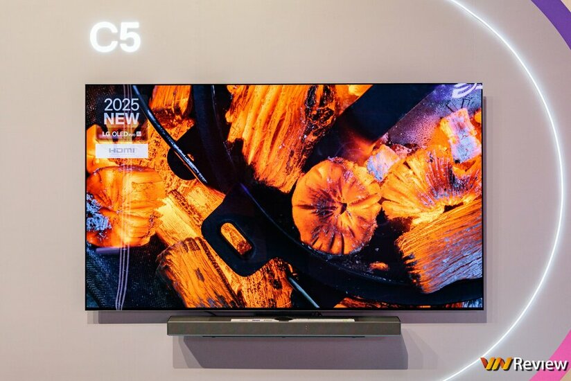 LG OLED evo AI C5 (Copy).jpg
