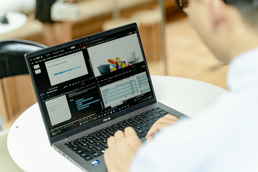 FAL07461_ko lo go.jpg