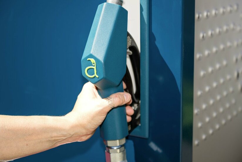 aircela-nozzle-closeup-hand_jpg_75.jpg aircela-nozzle-closeup-hand_jpg_75.jpg