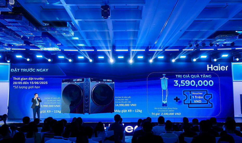 2-1600-3000-gif-5_1280 logo mau.jpg