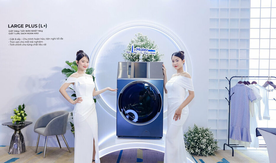 2-1600-3000-gif-2_1280 logo mau.jpg