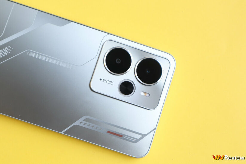 IMG_9346_1280 logo mau.jpg