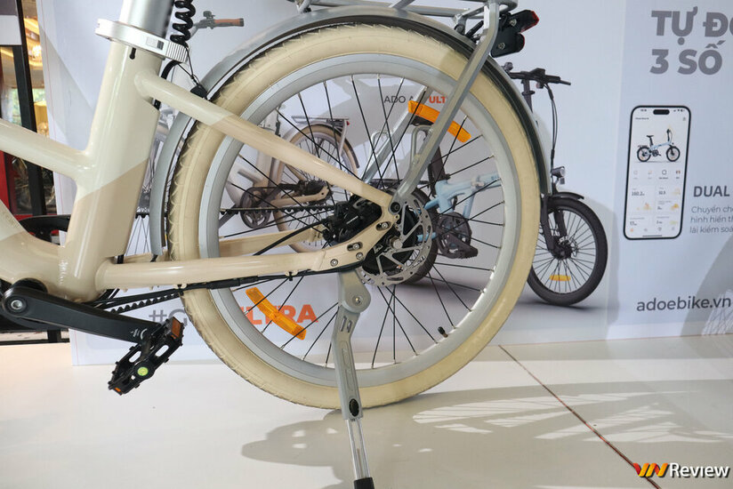 IMG_0047_1280 logo mau.jpg