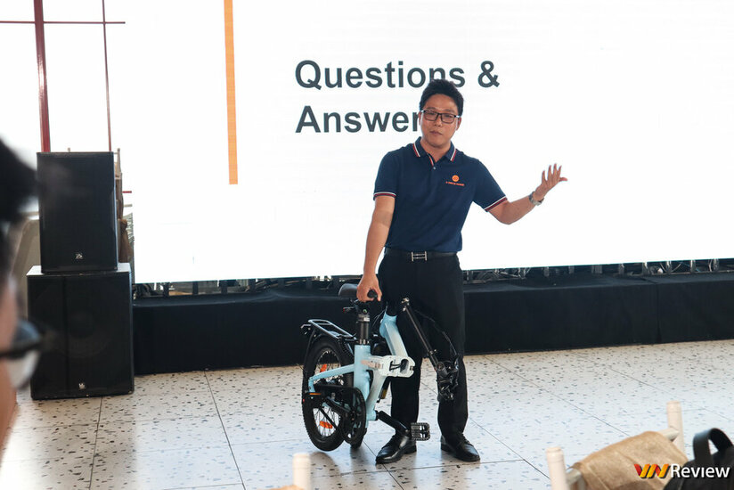 IMG_0176_1280 logo mau.jpg