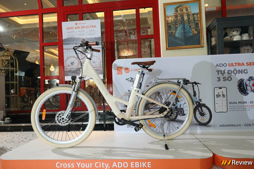 IMG_0031_1280 logo mau.jpg