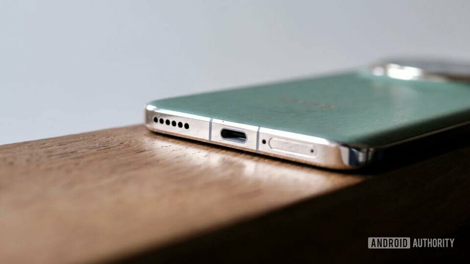 HONOR-Magic-6-Pro-USB-C-port-1280w-720h_jpg_webp_75.jpg HONOR-Magic-6-Pro-USB-C-port-1280w-720h_jpg_webp_75.jpg
