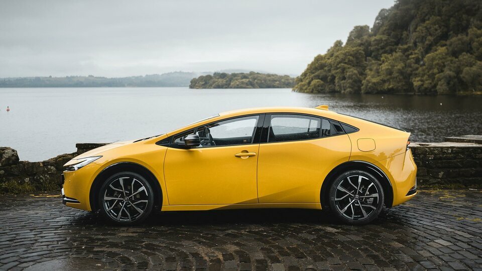 063-toyota-prius-uk-review_jpg_75.jpg